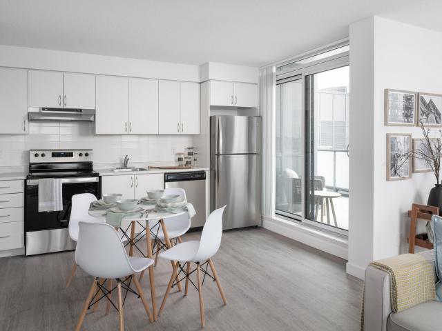 15 Vena Way & 5 Zappacosta Dr. – Emery Crossing