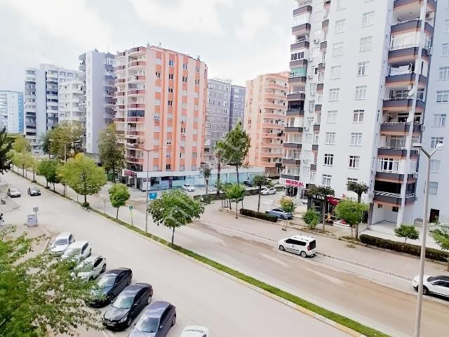 Emfadan Güzelyalı Mah.havuzlu Palmiye Sitesi D.gazlı 4+1 Daire