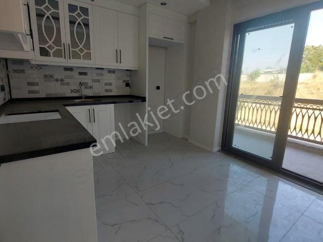 Şemikler'de Dsi Arkası Kiralık Manzaralı 2+1 Daire