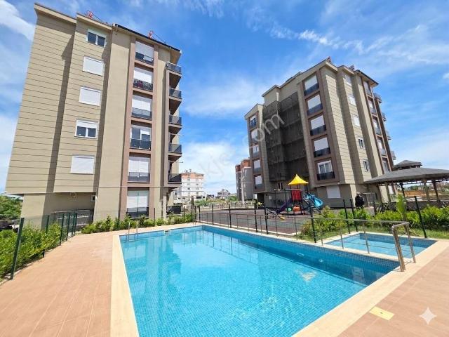 Bu Fiyata 2+1 Yok / Doğalgaz Var / Kapalı Otopark / Kredi Çıkar
