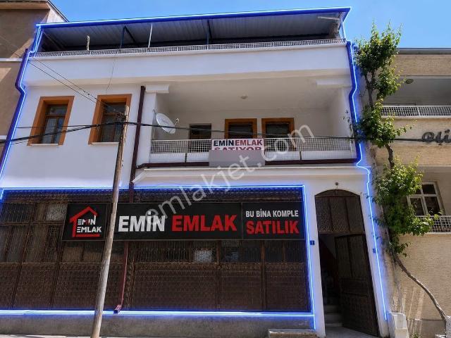 Emin Emlak Satıyor. yenimahallede Komple Satılık 3+1 Ev