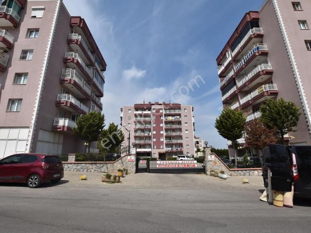 Emin'den Irmak Mahallesi Pazar Yanı Site İçi Ara Kat Daire