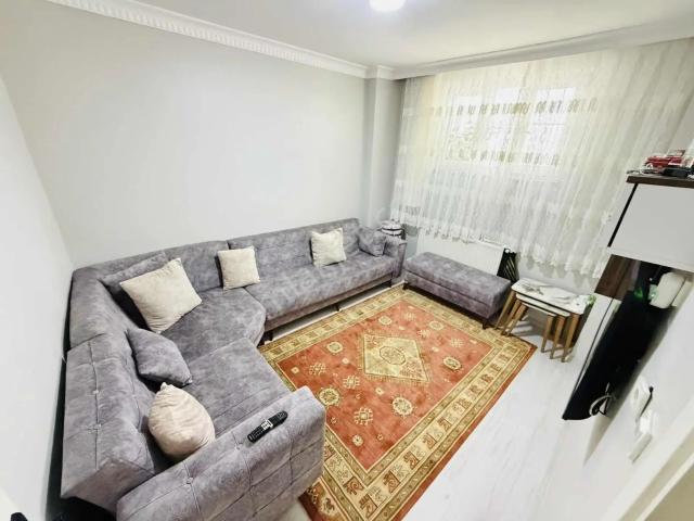 Eminevime Uygun Tramvaya Komşu İsmetpaşa Mah 2+1 Bahçe Katı