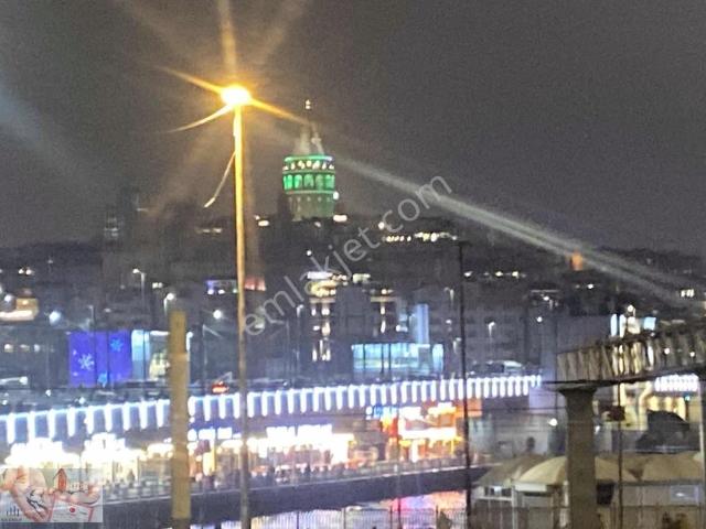 Eminönü Meydan Cepheli