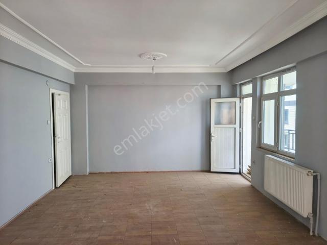 Emlak 72 Den Gap'ta Kiralık 2+1