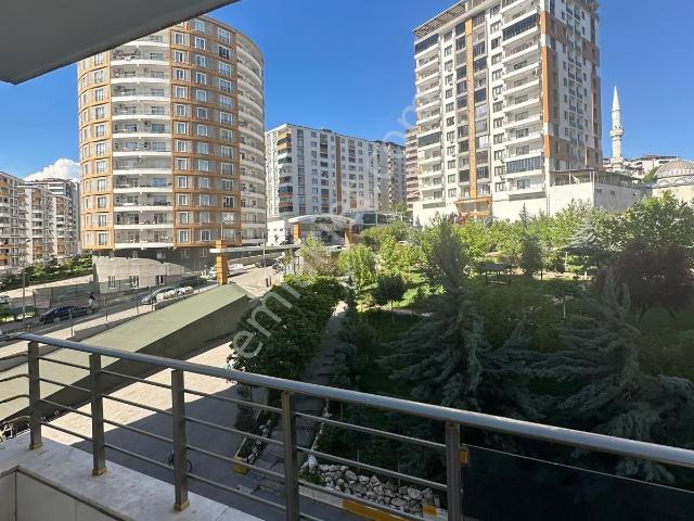 Emlak 72'den Novapark Sitesinde Satılık Daire