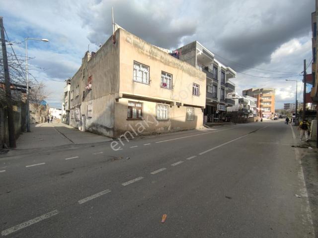 Emlak 72'den Petrolkent'te Satılık Daire 4 Ev 1 Ev Fiyatına