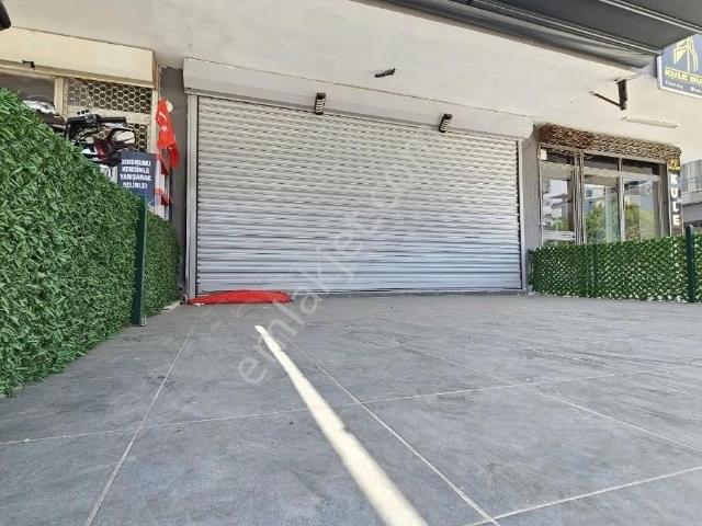 Emlak Aşkı Cadde Üzerinde Depolu Dükkan Acil Satılk
