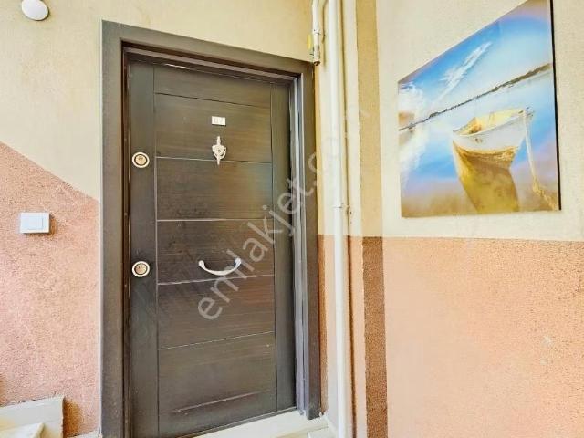 Emlak Aşkı Güvencesiyle Gebizli Mah Yol Cepheli Kiralık