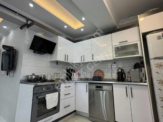 Emlak Center'dan 50.yıl Mah. 3+1 Açık Mutfak Ebeveyn Banyolu