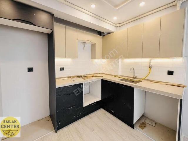 Emlak Center'dan Muradiye Mah Satılık 1+1 Sıfır Daire