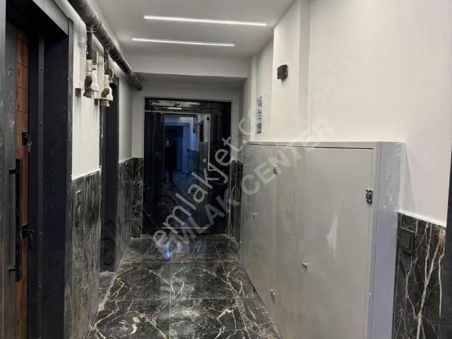 Emlak Center'dan Muradiye Mah Satılık Sıfır 1+1 Ara Kat