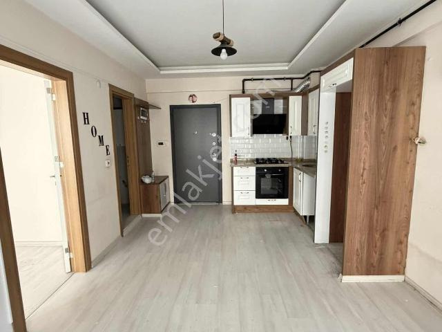 Emlak Center'dan Satılık Yeni Mahalle'de 1+1 Arakat Boş Daire