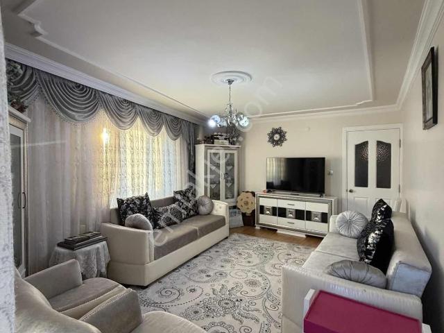 Emlak Center'dan Yeni Mahalle'de Kiralık 3+1 Kapalı Mutfak Daire