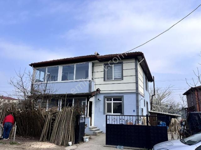 Emlak Evim'den Nuriye'de Müstakil Tadında Kiralık!