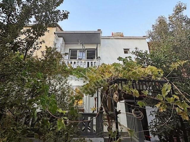 Emlak Evi'nden Kemerayko Sitesinde Doğalgazlı Müstakil Daire