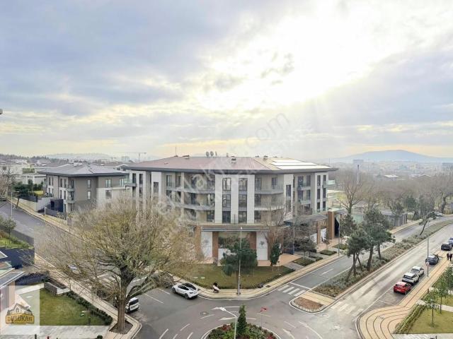 Emlak Konut Çınarköy Evleri | 1+1 82 M² Geniş Plan Kiralık Daire