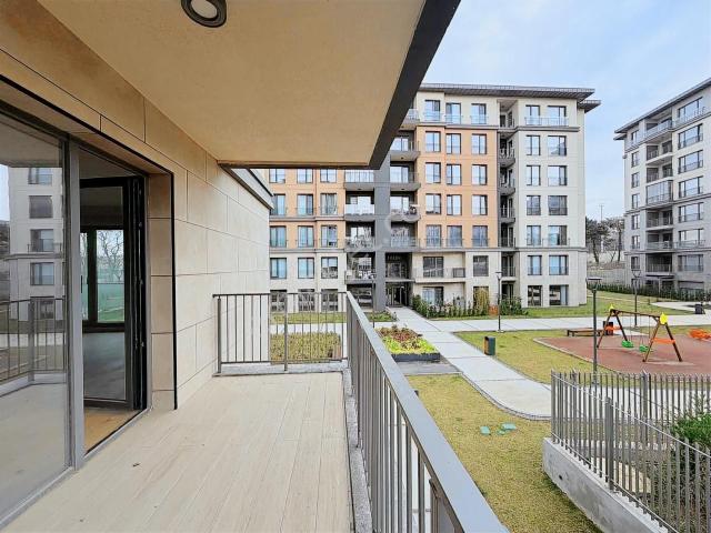 Emlak Konut Çınarköy Evleri'nde 5+1 232 M² | Açık Cephe | Peyzaj