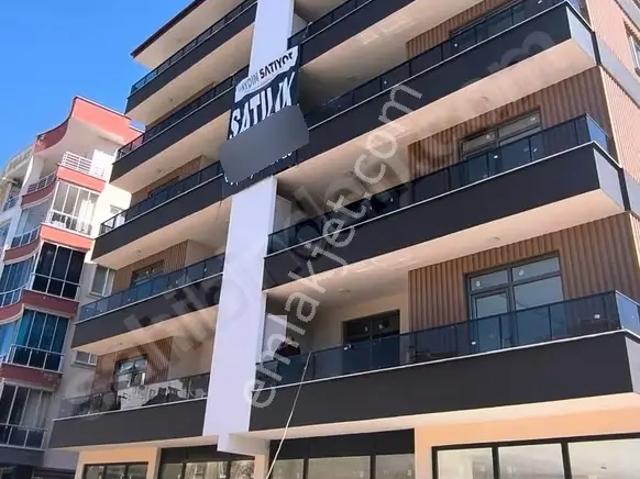 Emlak Odam'dan Fetih Caddesin'de Lüks Satılık 3+1 Daire