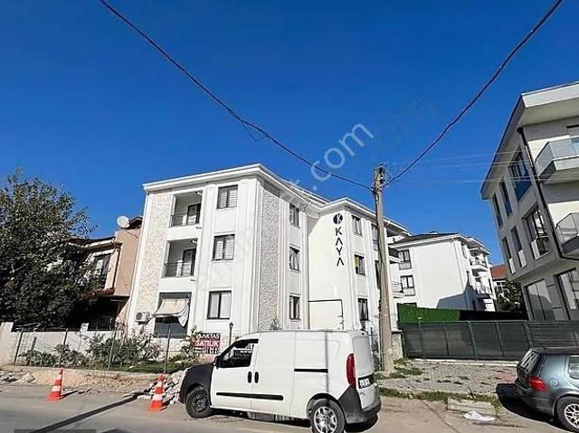 Emlak Ofisinden Çarşı Merkezde Satılık 2+1 62m2 Daire