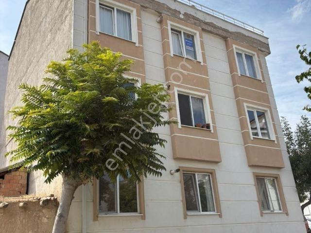 Emlaknomi'den Kırbağı Mahallesi 1+1 Eşyalı Kiralık Apart