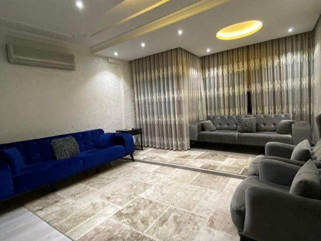 EMLAKTUR DAN 181m2 SATILIK DAİRE!