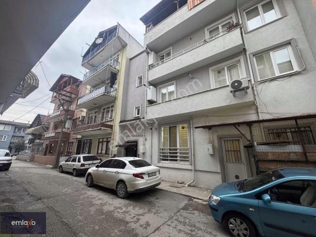 Emlaxo'dan Satılık Mehmet Ali Paşa Mah. 2+1 8 Yaşında Bina