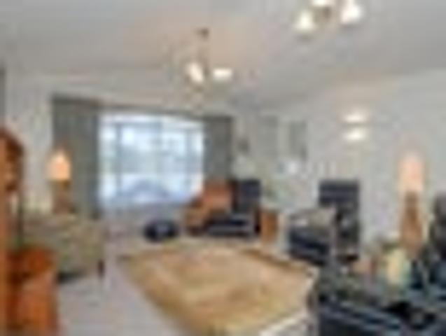 Empty nesters looking for room with a view