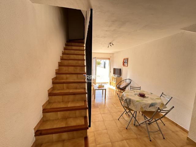 Empuriabrava – Sector Flamicell | Encantadora casa adosada con piscina y gran terraza solárium