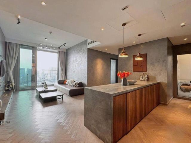 EMPIRE CITY THỦ THIÊM: CHO THUÊ CĂN 2PN PHONG CÁCH THƯỢNG LƯU – THIẾT KẾ BẾP ĐẢO DÀI ĐẲNG CẤP, FULL NỘI THẤT CAO CẤP