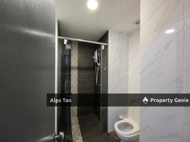 Empire City Studio unit, Fully Furnish