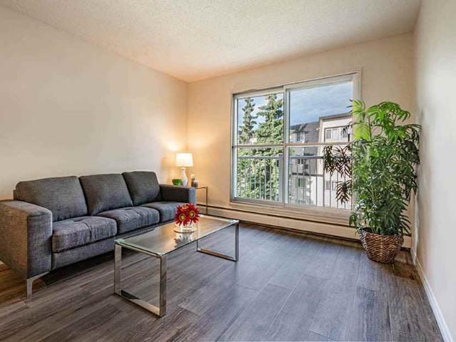 Empire Park 1 Bedroom Apartment for Rent at 4440 106 St Nw, Edmonton, AB T6H 4X1 Empire Park
