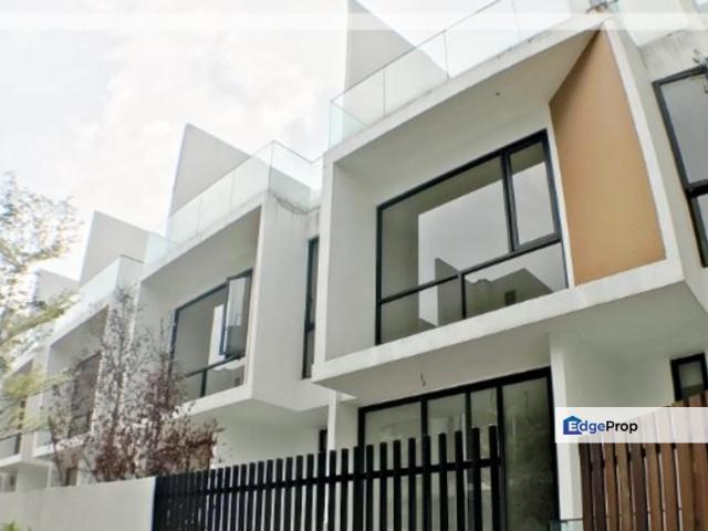 Empire Residence