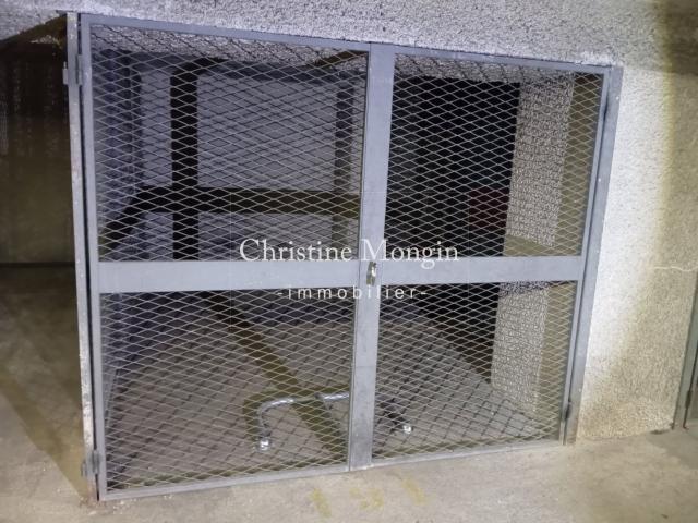 Emplacement de Parking Box