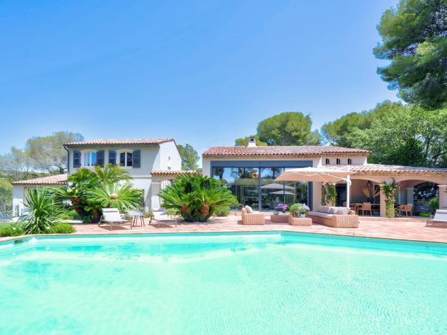 EMPLACEMENT D'EXCEPTION VILLA AVEC VUE