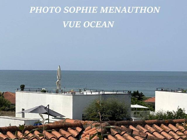 EMPLACEMENT EXCEPTIONNEL, APERCU OCEAN POUR CETTE VILLA DE TYPE