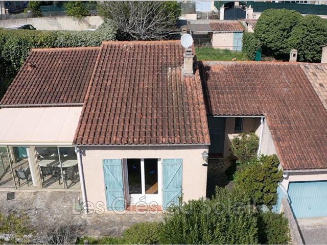 EMPLACEMENT RECHERCHÉ MAISON FAMILIALE PLAIN PIED JARDIN PIS