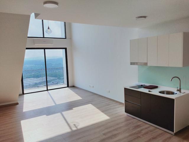 Emporis Duplex Kota Damansara Near MRT Fully Furnished