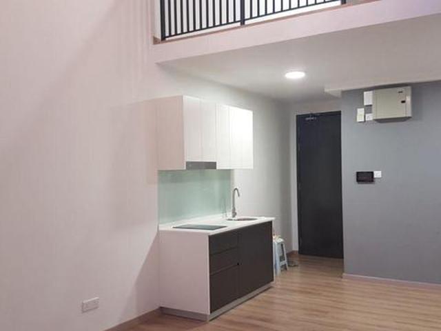 EMPORIS KOTA DAMANSARA DUPLEX SUITES 612 SQ FT BLOK F Partly Furnished