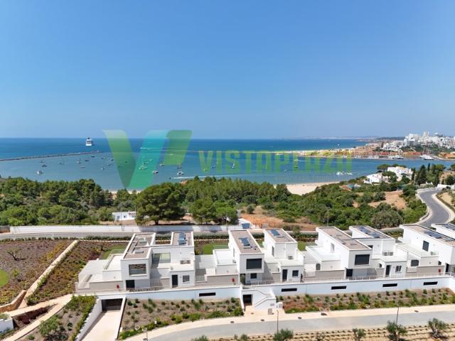 Empreendimento Turístico, Moradia T2 em Condomínio de Luxo, Ferragudo | Vista Mar Deslumbrante no Algarve