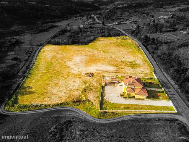 Empreendimento Quinta com 3,5ha 35.288m Moradia T5, com amendoe