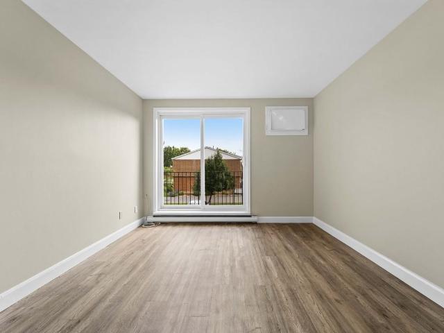 Empress Court Apartments 2 Bedroom Apartment for Rent at 5411 & 5411 Empress St Windsor, ON N8T 3B2 Central Windsor