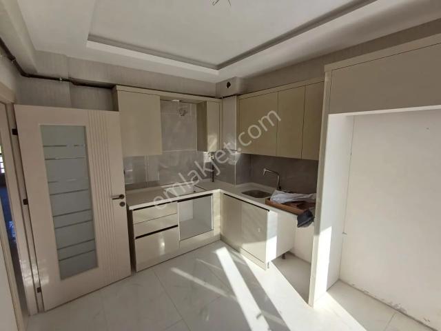 Emrah Çiftci'den Selçuklu Selahaddin Eyyubi Mah. Beyhekim Cad.yanı Satılık 2+1 Sıfır Lüks Daire
