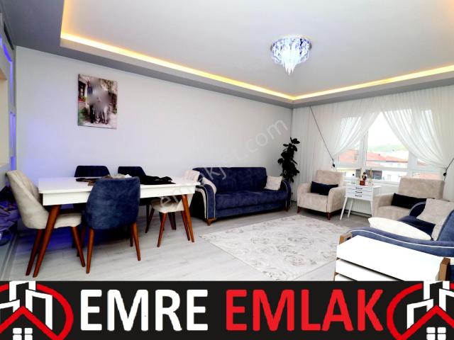 Emre Emlak'tan İstasyon'da Geniş Yapılı Masrafsız Katta 3+1 Satılık Daire