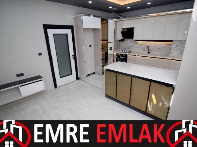 Emre Emlak'tan Piyade'de Full Lüks Yapıda Arakatta 4+1 Satılık Daire
