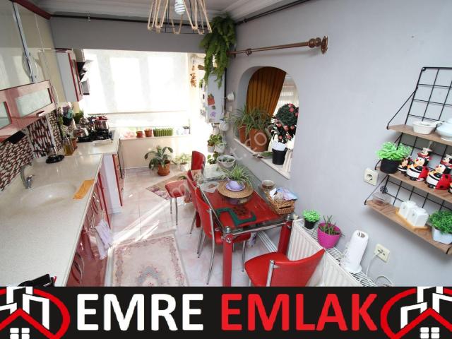 Emre Emlaktan Sincan Merkezi Lokasyon Atatürk'te Yapılı 2+1 Satılık Dubleks Daire