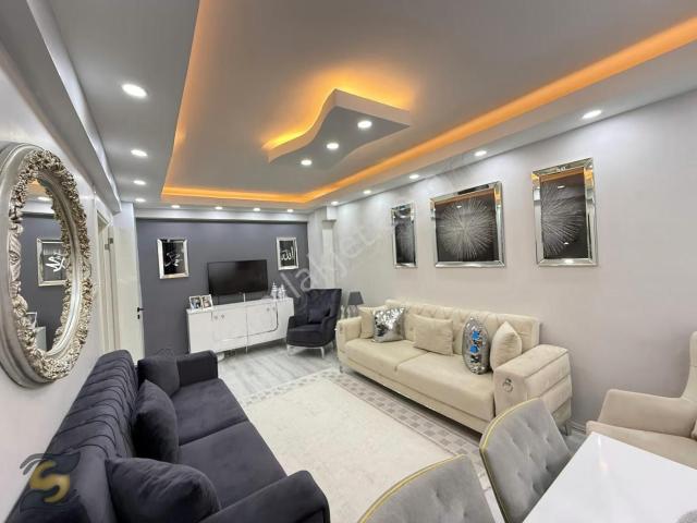 Şemsipaşada Satılık Ferah Geniş 3+1 Yüksek Giriş