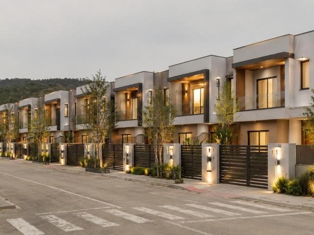 EN VENTA 5 TERRENOS URBANOS EN EL VENDRELL PARA CONSTRUIR CASAS ADOSADAS BOTAFOC