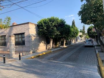 En Venta Terreno en Alamos, 528 m2 con Construcci?n de 150 m2, GRAN UBICACI?N !