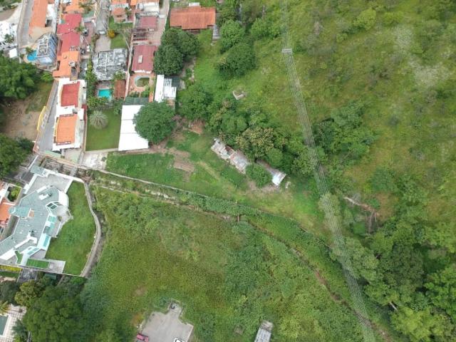 En Venta Terreno en Cantarrana Maracay, Aragua